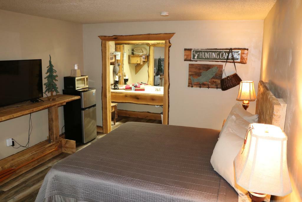 Stonegate Lodge Eureka Springs Room photo